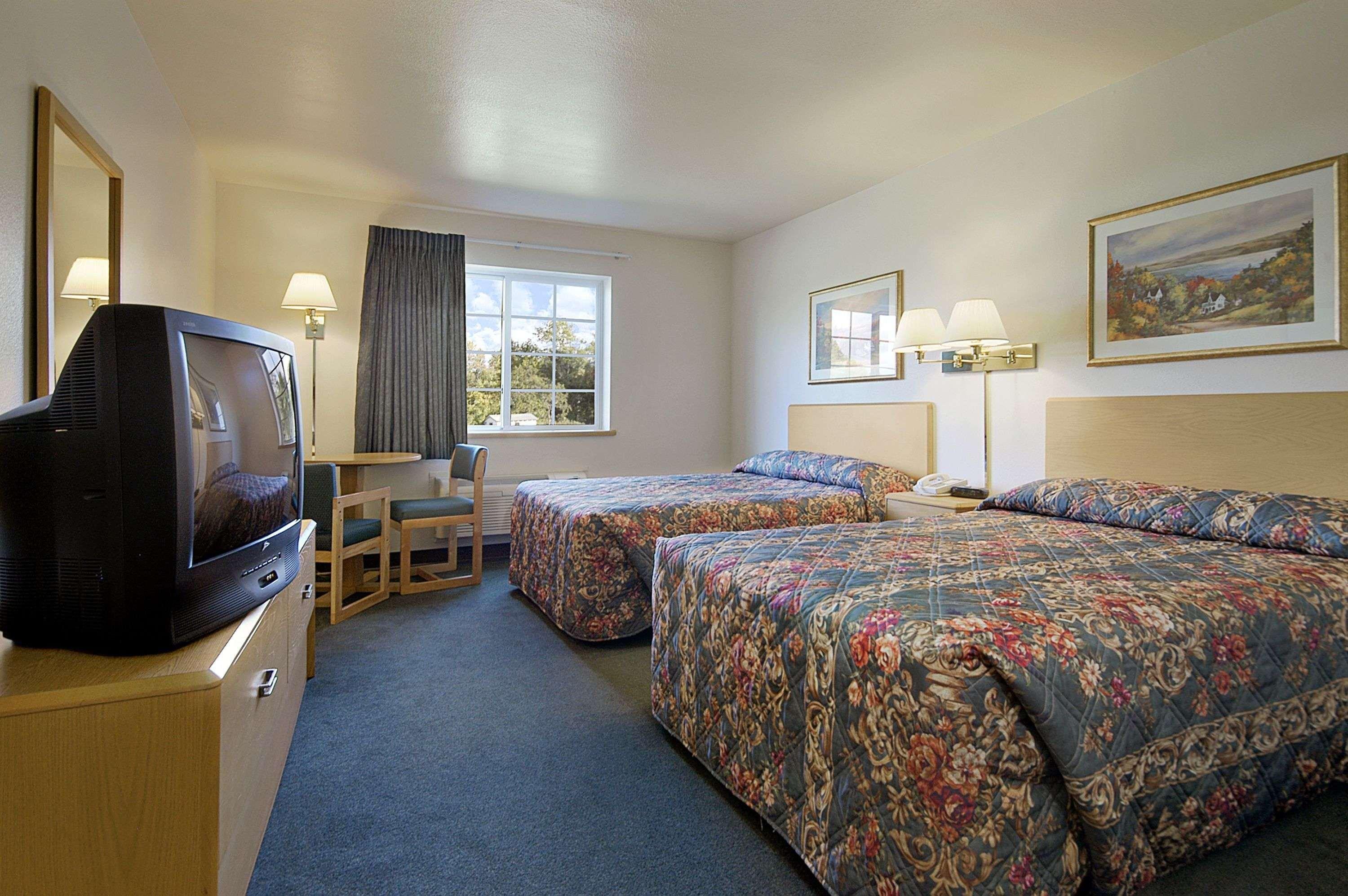 Motel Super 8 By Wyndham 2*