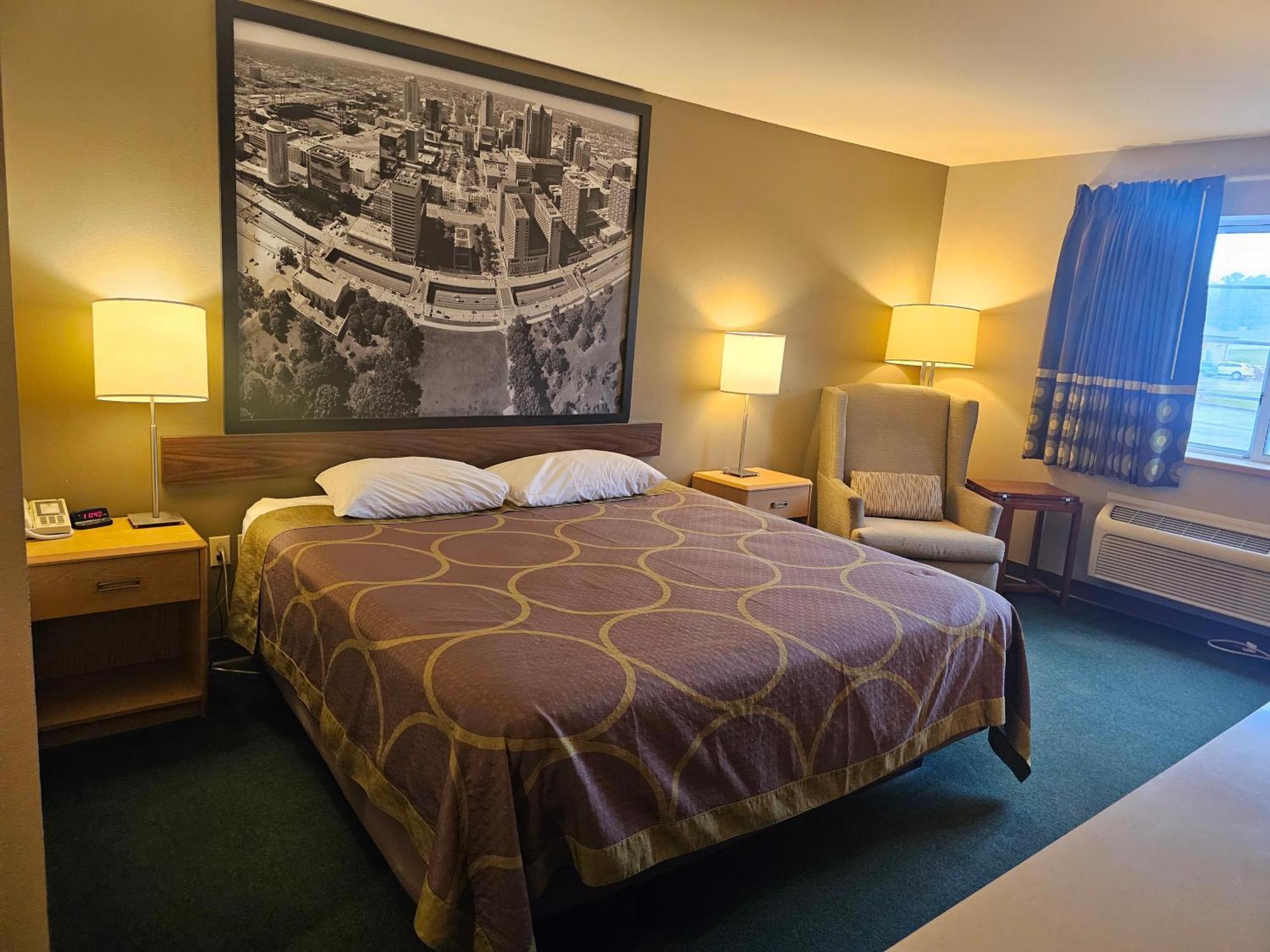 Motel Super 8 By Wyndham 2*