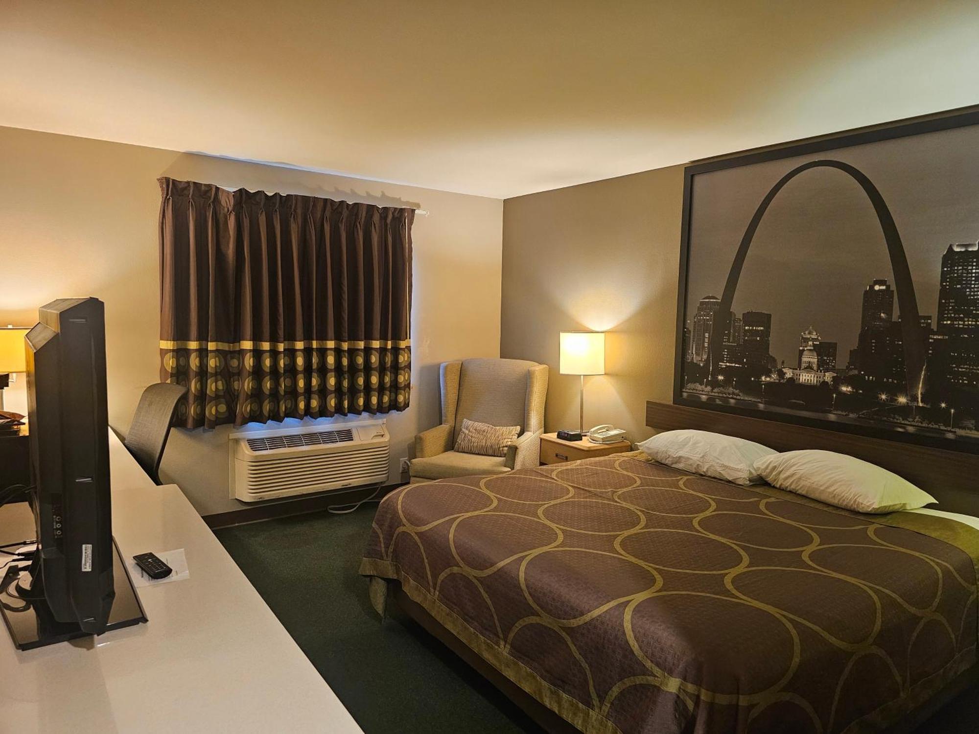Super 8 By Wyndham Motel Ava